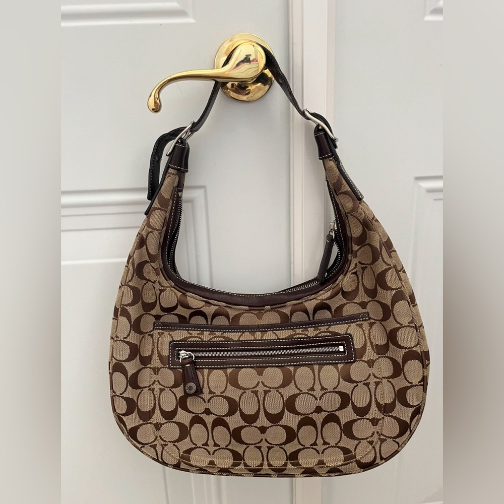 COACH SHOULDER BAG